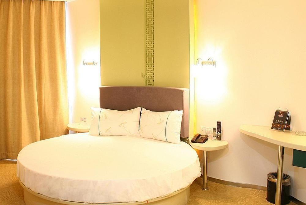 Motel 168 Shanghai Changping Road Branch Exteriér fotografie